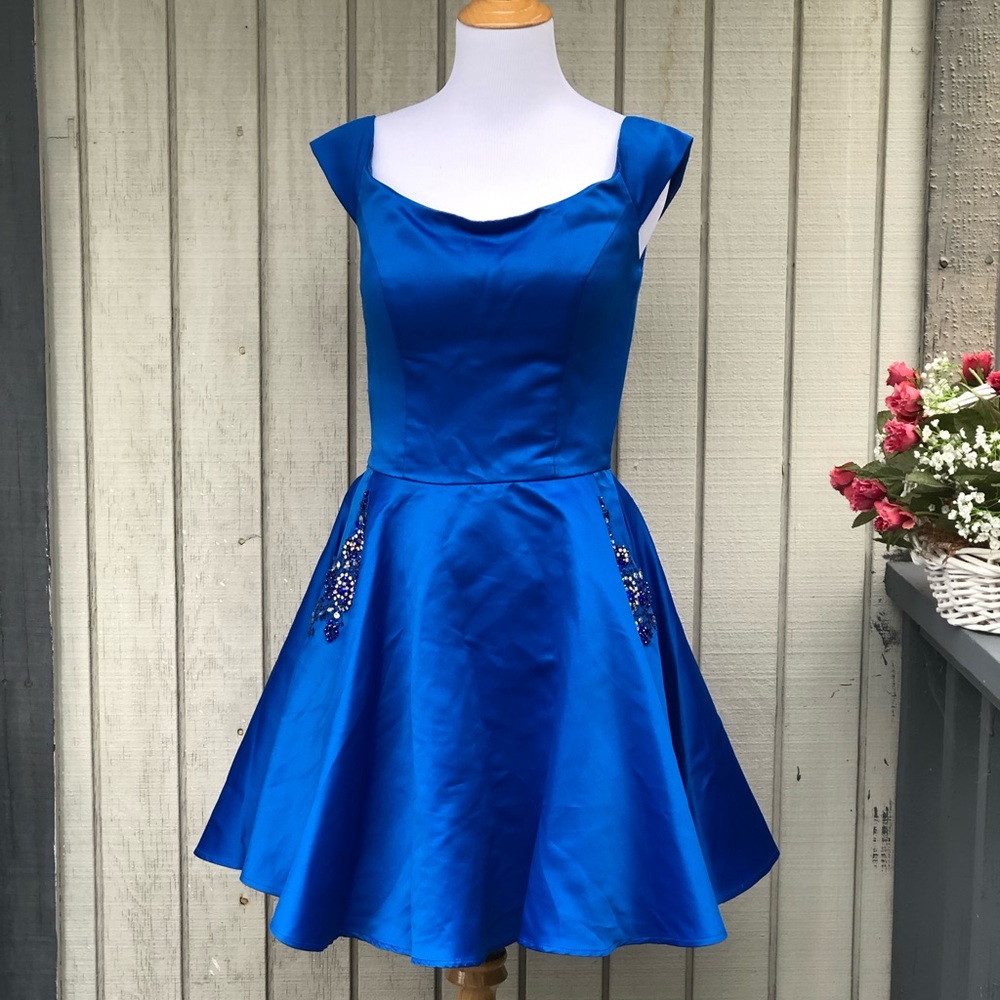 Mori Lee Rhinestone Satin Fit & Flare Vibrant Cobalt Blue Prom Dress size 6